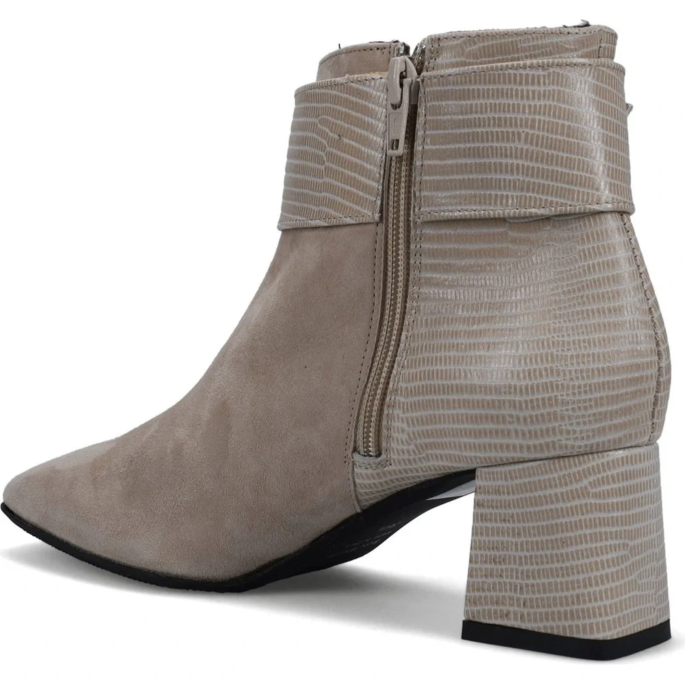 NWT Ron White Lana Cashmere Suede & Pearlized Embossed Lizard Buckle Bootie Lamb